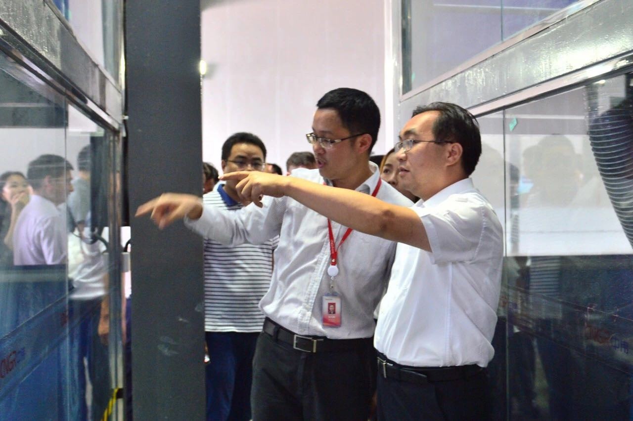 �ܻ��ʰ��˹�Ħ�ŵ�����˹��ʴ������ʲ��в���ҵ����