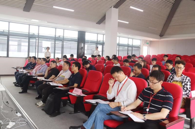 �۽��з����� ����ʵ�����˹��ʴ���