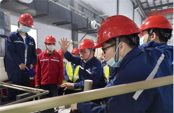 ֻ����Ϧ��Ͷ��ح�ϲ���ҵ�����豸����ͻ������ʵ