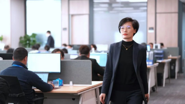 ����� �ٴ�ҵ | �����䣺��������׷�������Ϊ������ɢ��