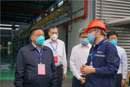 ������ί����ֹ�һ�е����ϲ���ҵ���س�����Ӫ��������ع������